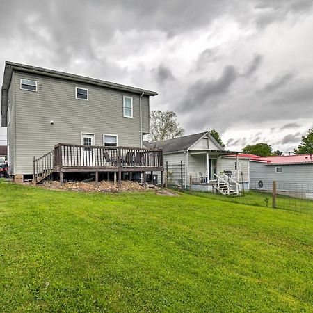 Morgantown Home With Deck About 2 Mi To Wv University! Exterior photo